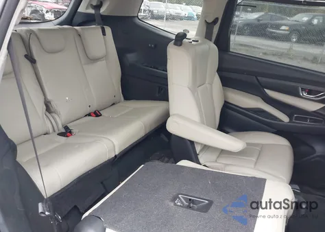 2020 Subaru Ascent Limited z USA, uszkodzony, nr VIN 4S4WMAMD5L3474932